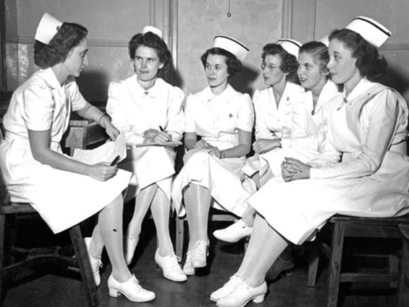 Microrrevoluciones feministas: Los pantalones de la&nbsp;enfermera